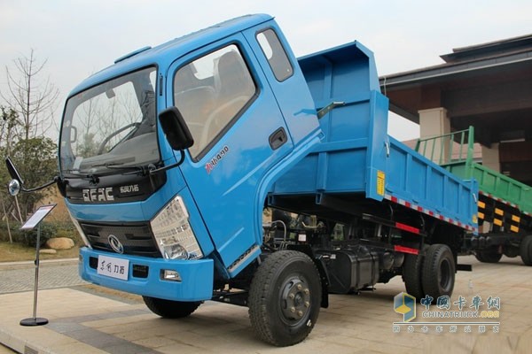 東風(fēng) 力拓 95馬力 4X2 自卸車