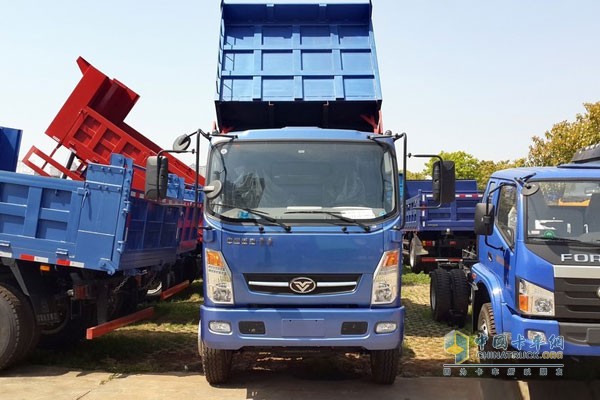 中國(guó)重汽 豪曼 130馬力 4X2 自卸車(chē)