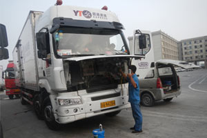 乘龍汽車“冰”力全開 上門服務(wù)清涼到家