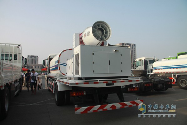 中國重汽 T5G 4X2 210馬力 國五 揚塵車