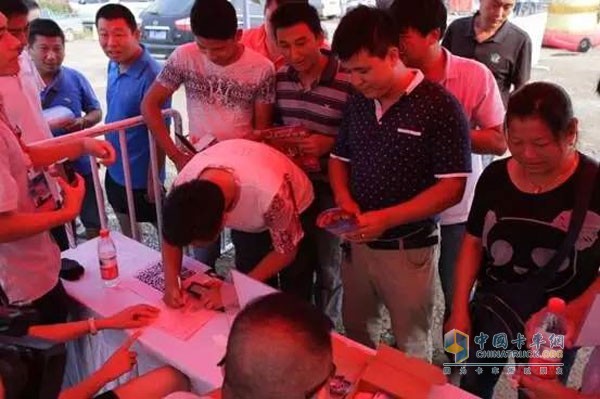 用戶簽到很踴躍，微信簽到更時尚