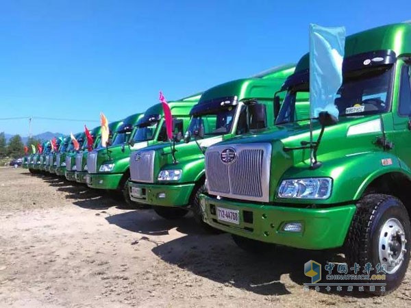 解放安捷新長(zhǎng)頭牽引車