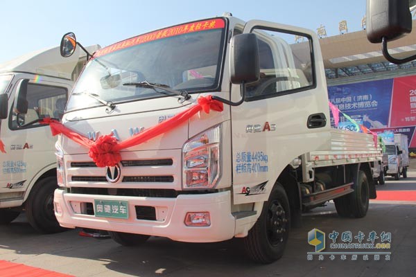 濟南卡車展輕卡秀 奧馳汽車、南京依維柯齊動員