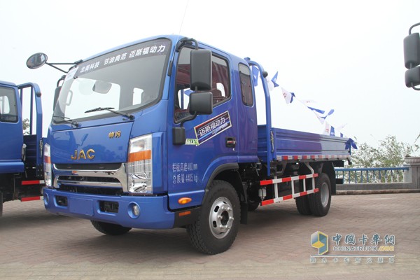 聆聽(tīng)芯動(dòng)力 試駕邁斯福發(fā)動(dòng)機(jī)車(chē)型