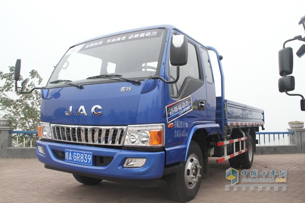 聆聽(tīng)芯動(dòng)力 試駕邁斯福發(fā)動(dòng)機(jī)車(chē)型
