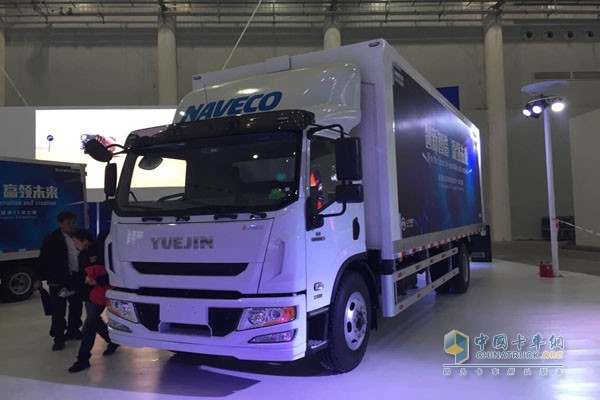 2015中國商用車展南京依維柯、江鈴汽車攜輕卡產(chǎn)品亮相