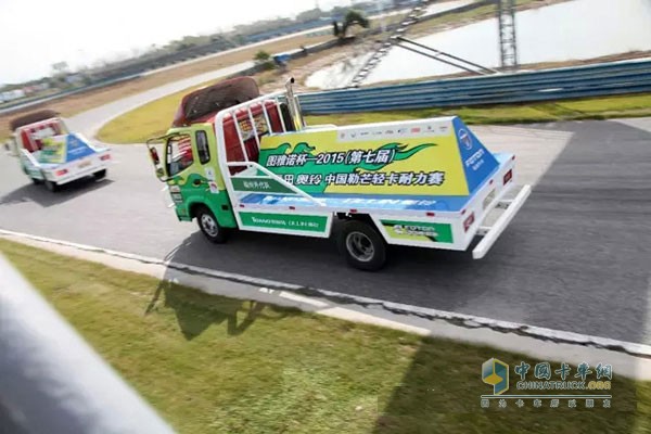 奧鈴CTX輕卡擔任2015中國勒芒輕卡耐力賽賽車