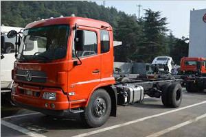 東風(fēng)商用車 天錦 東風(fēng)160馬力 4X2 國四牽引車（DF6S650）