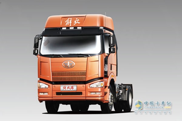 一汽解放 J6P 420馬力 4×2標(biāo)載版牽引車