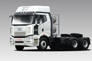 一汽解放J6P 350馬力 6×4天然氣牽引車(chē)