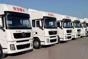 裝配700L大油箱 陜汽X3000快遞物流車(chē)交付圓通