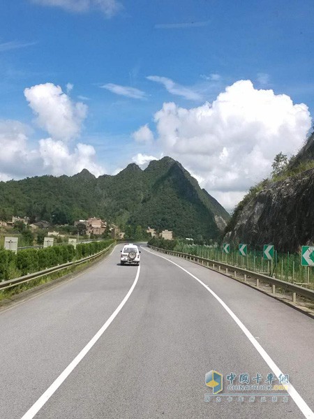 東風(fēng)柳汽因路而生中國卡車司機(jī)攝影大賽風(fēng)景篇二等獎