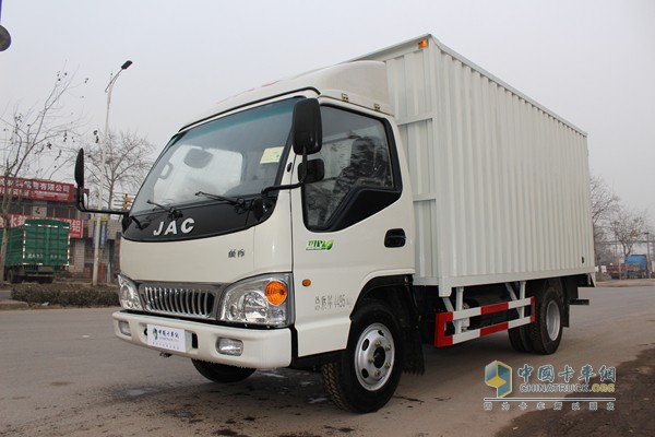 江淮康鈴 4X2 廂式載貨車