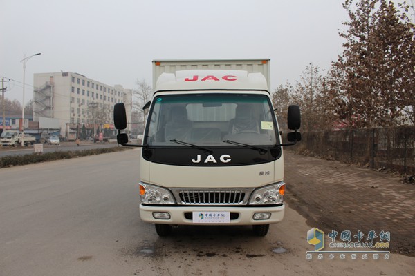江淮康鈴 4X2 廂式載貨車