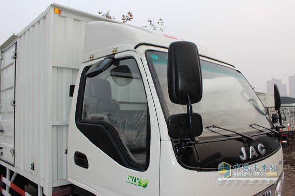 江淮康鈴 4X2 廂式載貨車