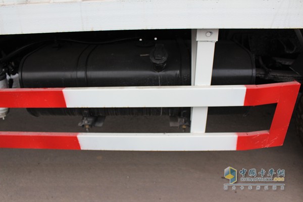 江淮康鈴 4X2 廂式載貨車