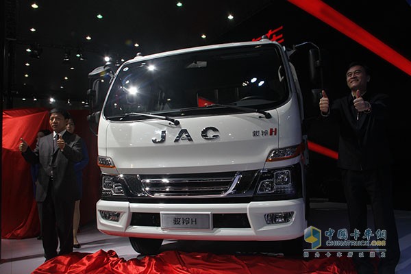 江淮新駿鈴 4X2欄板載貨車（邁斯福動力）