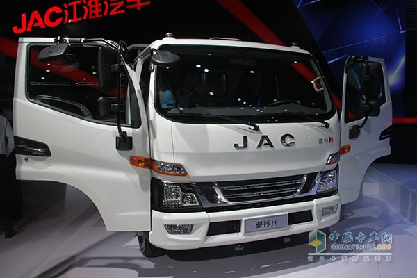 江淮新駿鈴 4X2欄板載貨車（邁斯福動力）