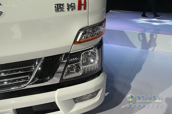 江淮新駿鈴 4X2欄板載貨車（邁斯福動力）