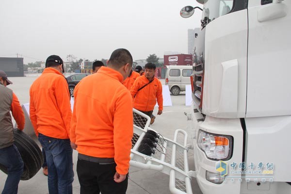 《我為車(chē)狂》第二階段改裝媒體探班