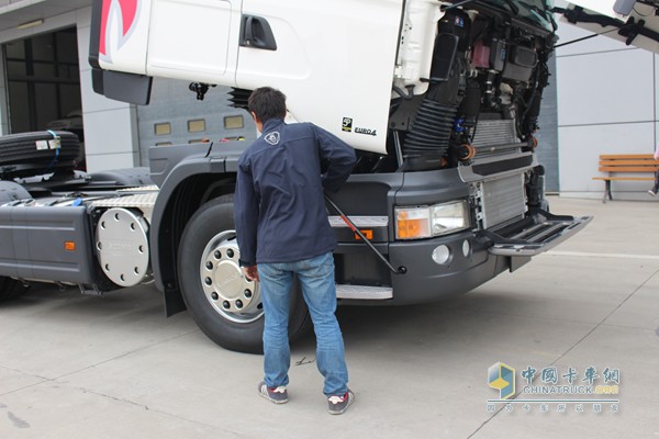 斯堪尼亞G系列 480馬力 6X2牽引車