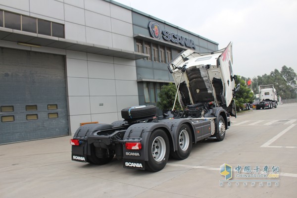 斯堪尼亞G系列 480馬力 6X2牽引車