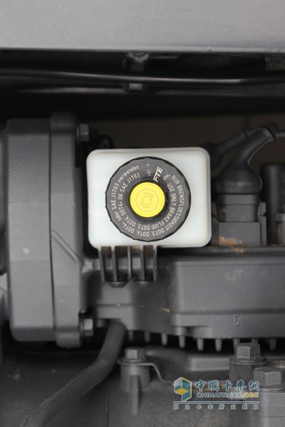 斯堪尼亞G系列 480馬力 6X2牽引車