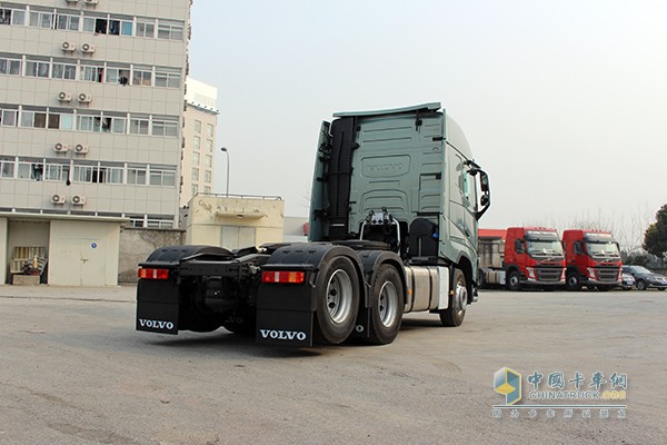 沃爾沃新FH 500馬力 6x2 牽引車