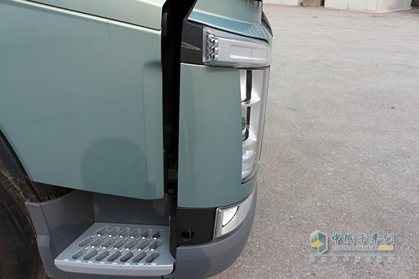 沃爾沃新FH 500馬力 6x2 牽引車