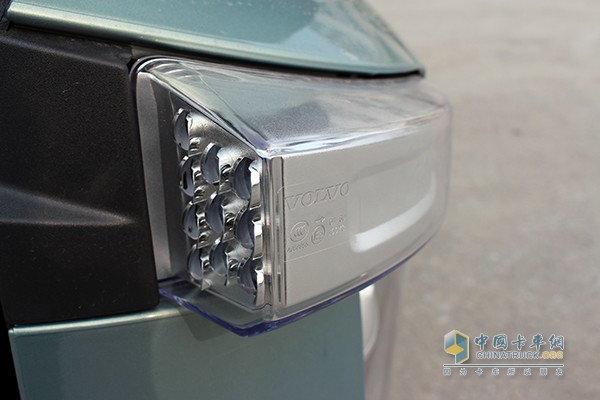 沃爾沃新FH 500馬力 6x2 牽引車