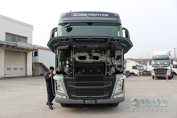 沃爾沃新FH 500馬力 6x2 牽引車
