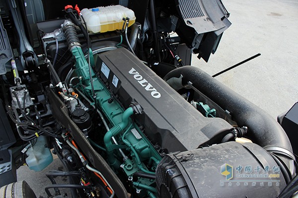 沃爾沃新FH 500馬力 6x2 牽引車