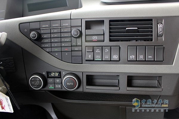 沃爾沃新FH 500馬力 6x2 牽引車