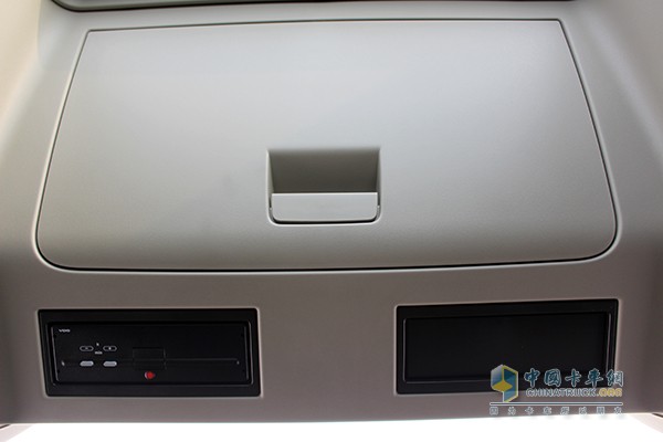 沃爾沃新FH 500馬力 6x2 牽引車