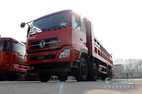 東風(fēng)大力神 350馬力 8X4自卸車