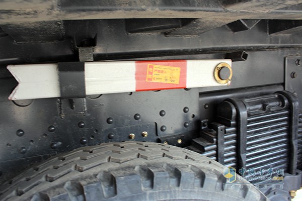 東風(fēng)大力神 350馬力 8X4自卸車