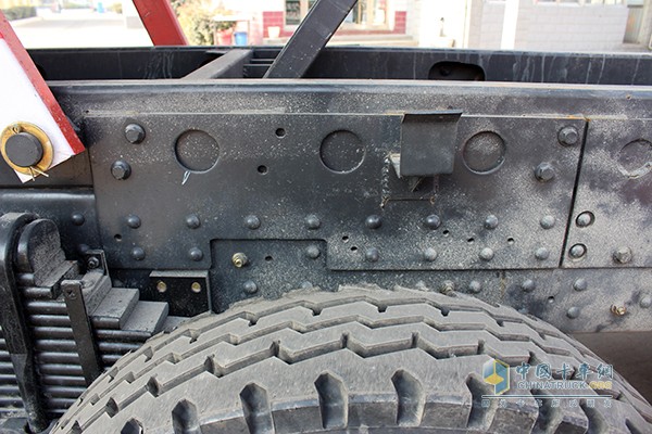 東風(fēng)大力神 350馬力 8X4自卸車