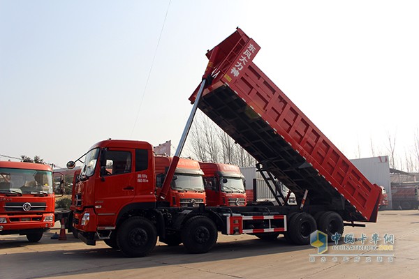 東風(fēng)大力神 350馬力 8X4自卸車