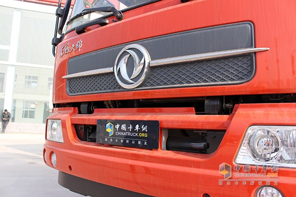 東風(fēng)天錦 160馬力 4X2廂式冷藏車