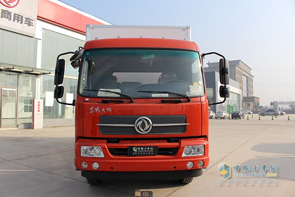 東風(fēng)天錦 160馬力 4X2廂式冷藏車