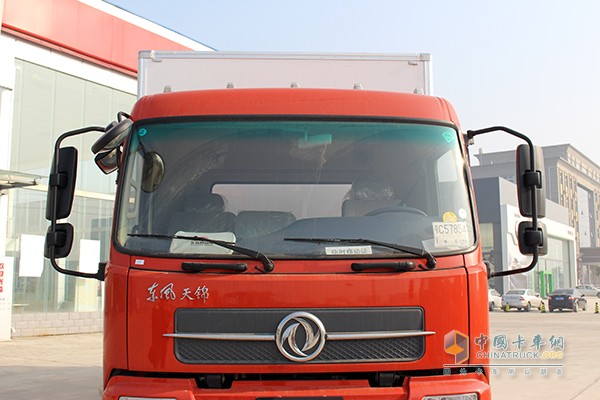 東風(fēng)天錦 160馬力 4X2廂式冷藏車