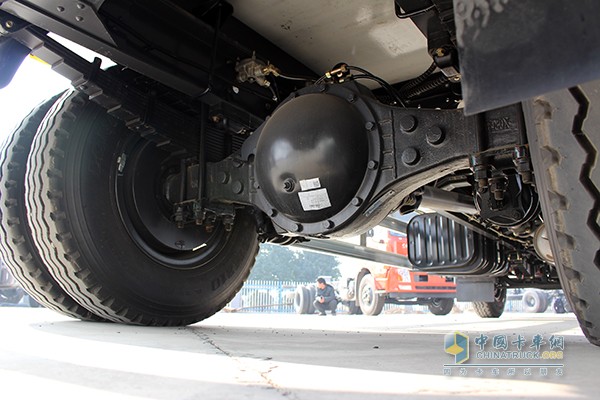 東風(fēng)天錦 160馬力 4X2廂式冷藏車