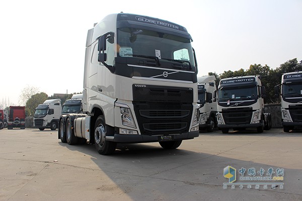 沃爾沃新FH 460馬力 6x2 牽引車