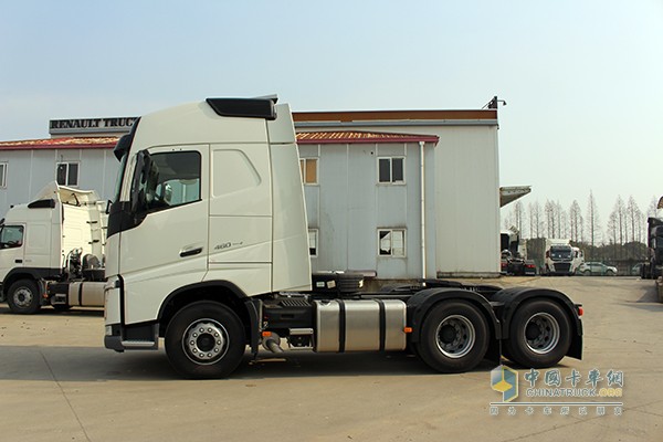 沃爾沃新FH 460馬力 6x2 牽引車