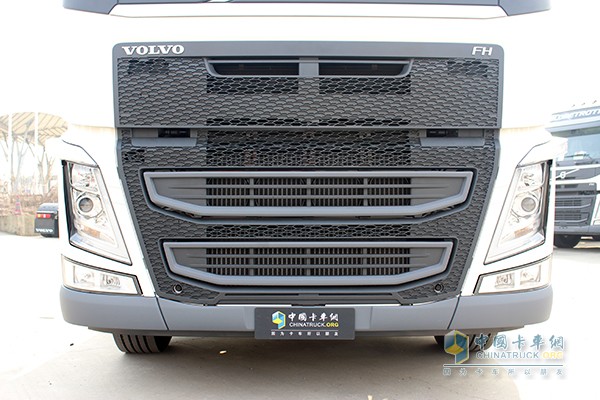 沃爾沃新FH 460馬力 6x2 牽引車