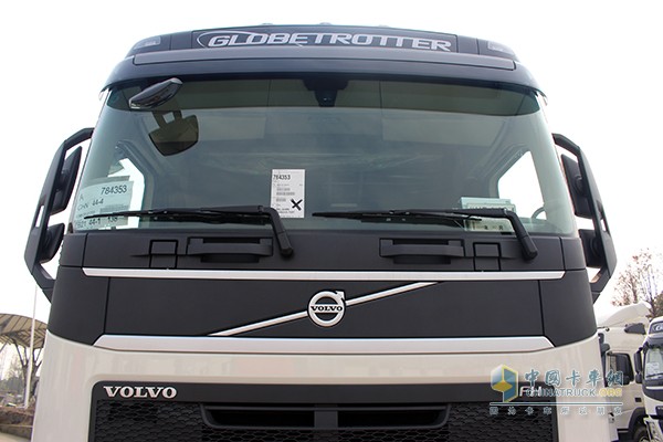 沃爾沃新FH 460馬力 6x2 牽引車