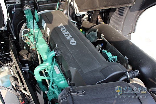 沃爾沃新FH 460馬力 6x2 牽引車