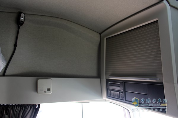沃爾沃新FH 460馬力 6x2 牽引車