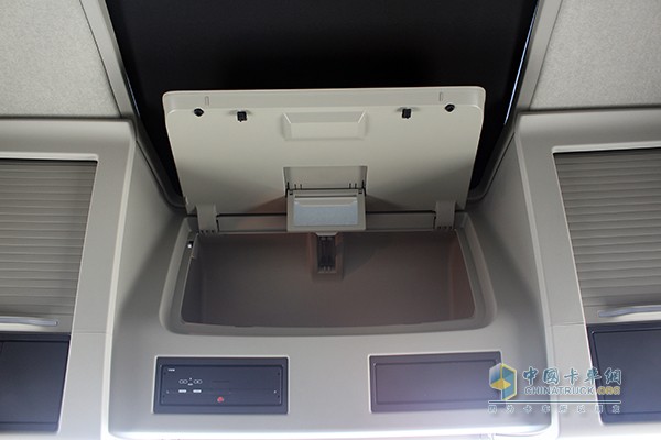 沃爾沃新FH 460馬力 6x2 牽引車