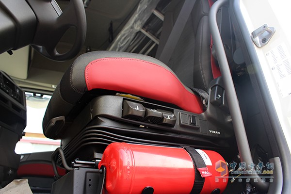 沃爾沃新FH 460馬力 6x2 牽引車